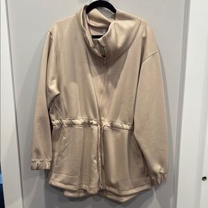 *Tan Boxy Long Sleeve Collar Sweatshirt